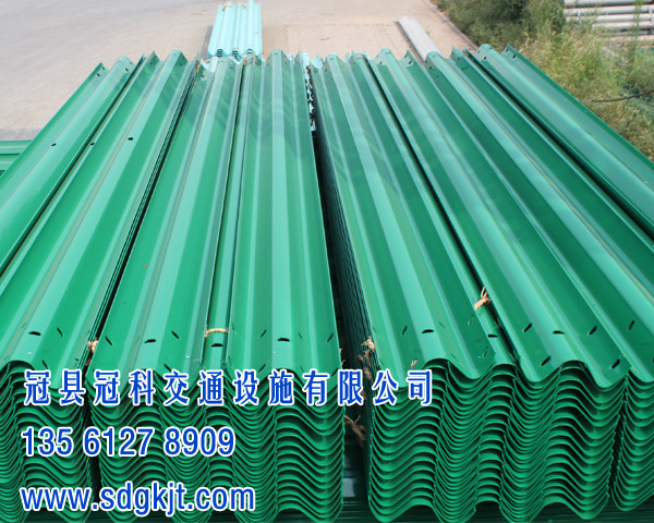 兩波護(hù)欄板