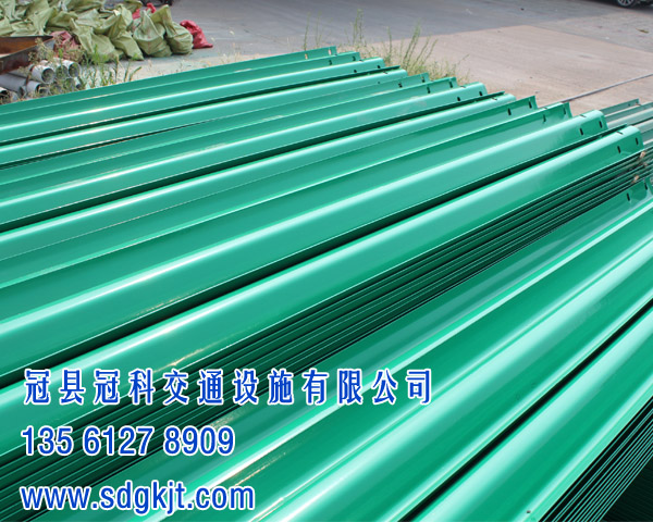 兩波護(hù)欄板